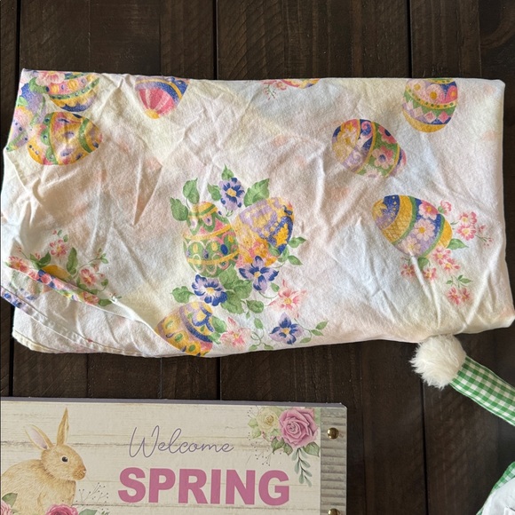 Spring/Easter decorations. - Picture 5 of 11